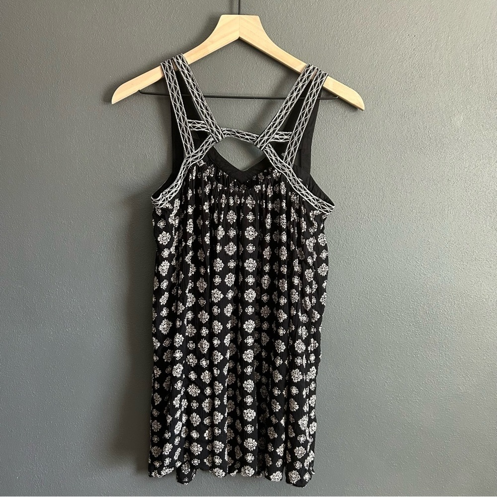 American Eagle Black & White Floral Print Bohemian Tank Top XS - Picture 8 of 8